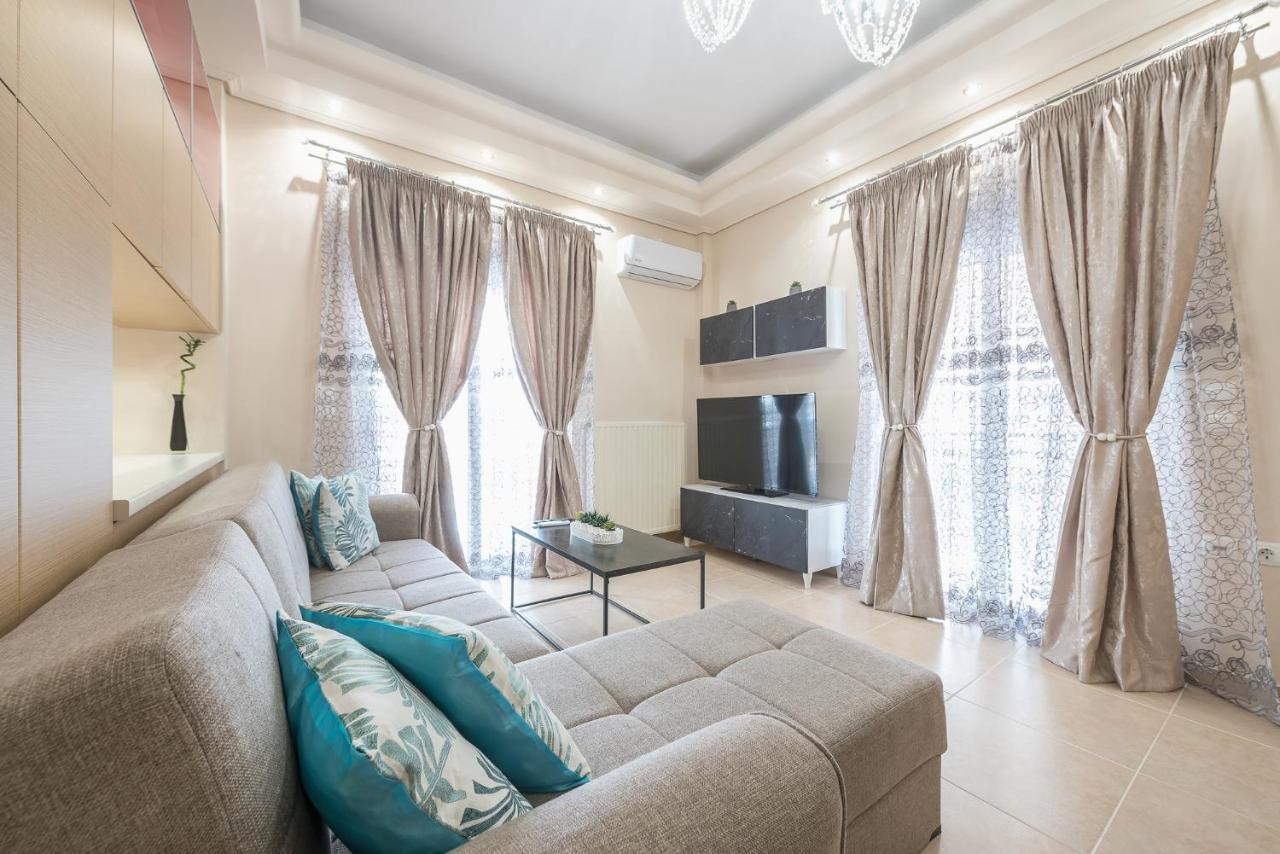 Lighthouse Apartment In The Heart Of Афіни Екстер'єр фото