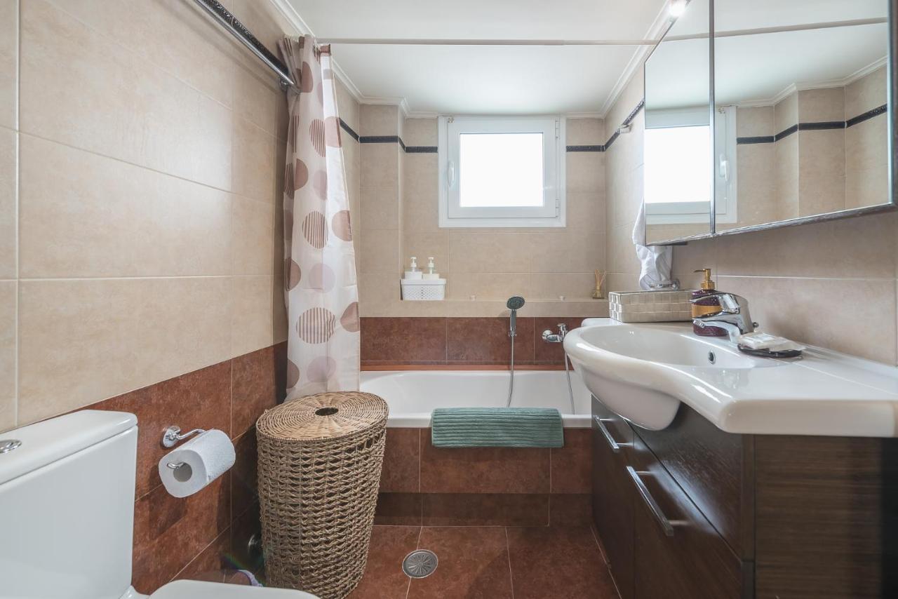 Lighthouse Apartment In The Heart Of Афіни Екстер'єр фото
